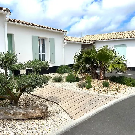 Odeline Jolie Maison Proche Plage Hébergement de vacances *